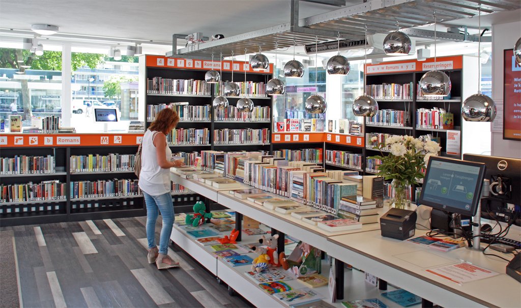 Boekenkiosk Bibliotheek Het Lage Land in Rotterdam