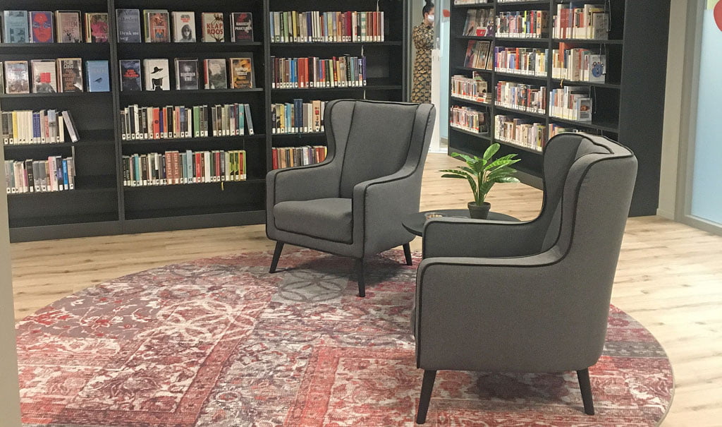 Inrichting Bibliotheek Oldenzaal – centrale ontmoetingsplek in winkelcentrum “In den Vijfhoek”